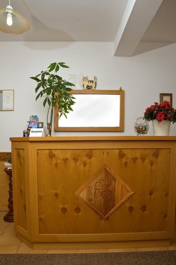 Hotel Zur Traube Bad Hombourg Extérieur photo